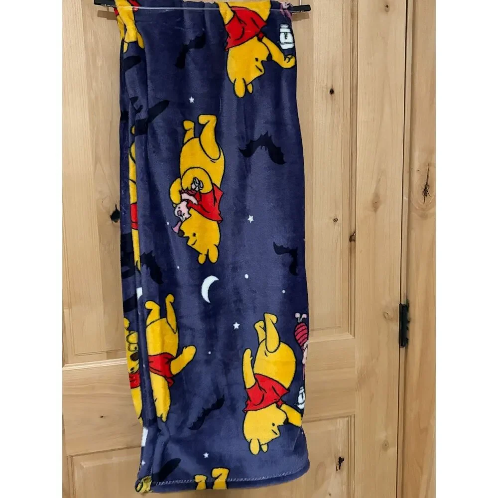 Disney Winnie the Pooh Halloween Plush Blanket Night Sky Lantern 50